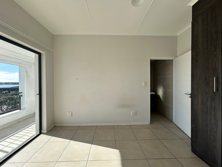 1 Bedroom Property for Sale in Sandown Western Cape